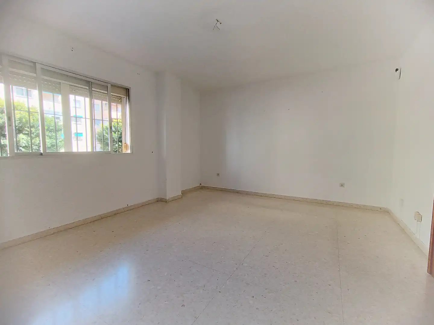 Bedroom of Flat for sale in Estepona  with Furnished