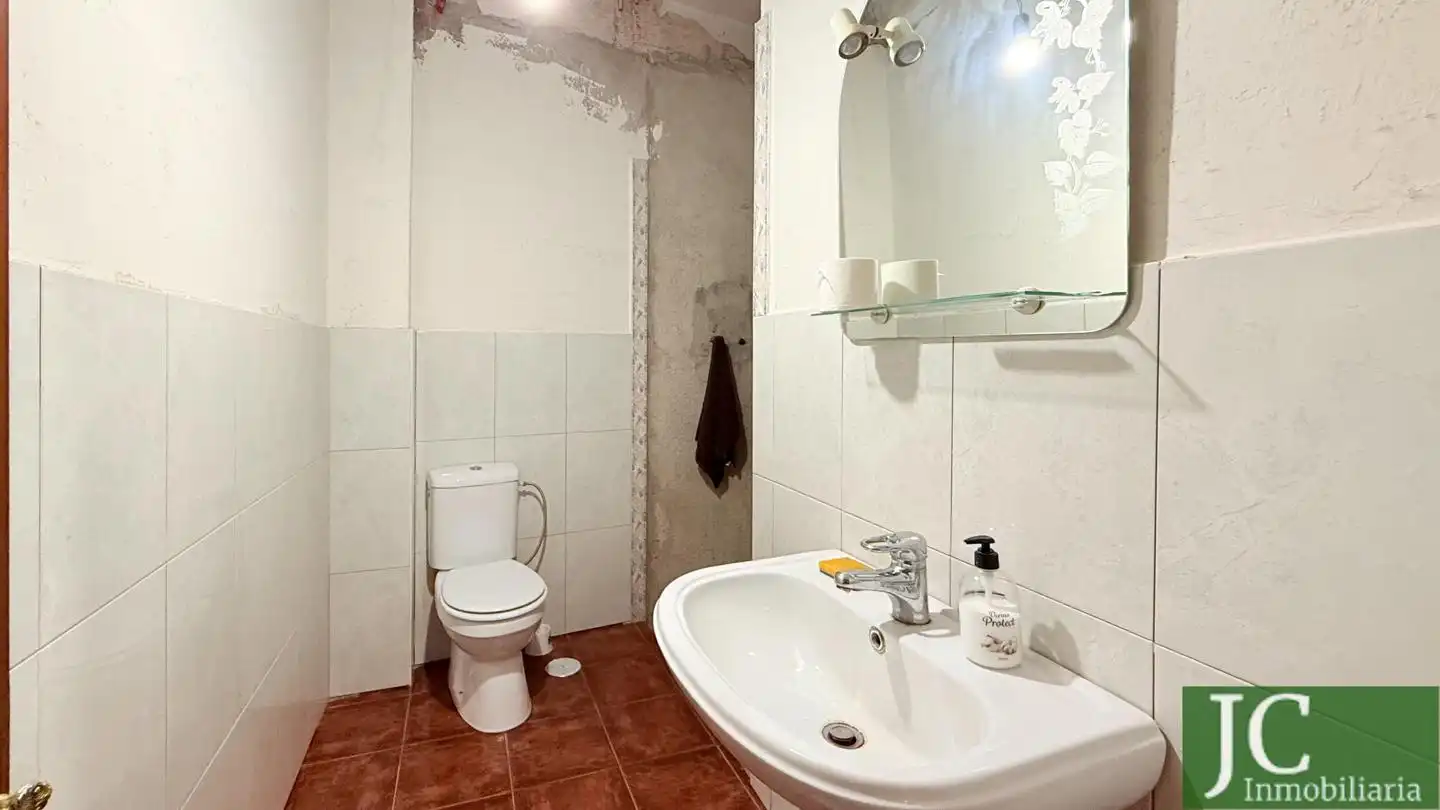Bany de Casa adosada en venda en Ribamontán al Monte amb Terrassa