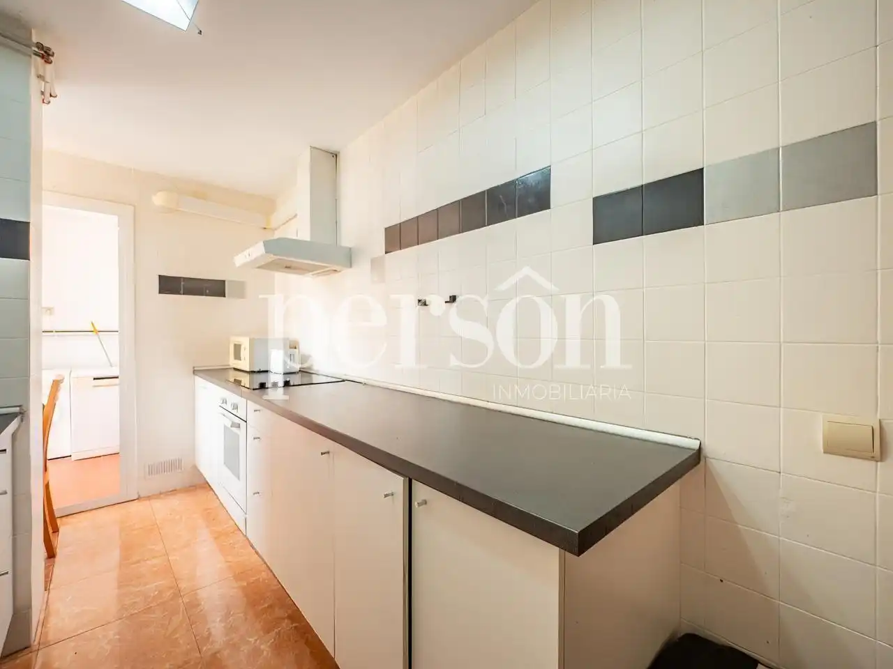 Cocina de Piso de alquiler en Valencia con Aire acondicionado, Amueblado y Balcón