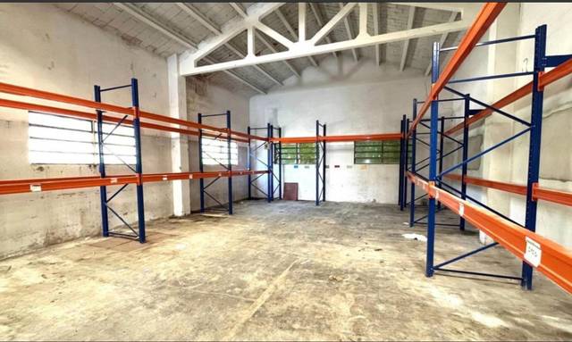 Nave industrial en Alquiler en Mas Xirgu