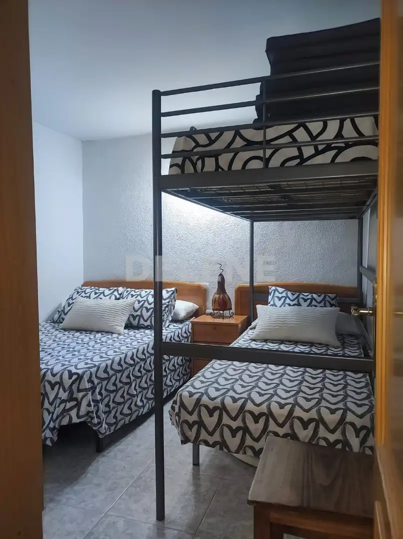 Dormitori de Casa o xalet en venda en Hellín amb Aire condicionat, Moblat i Forn