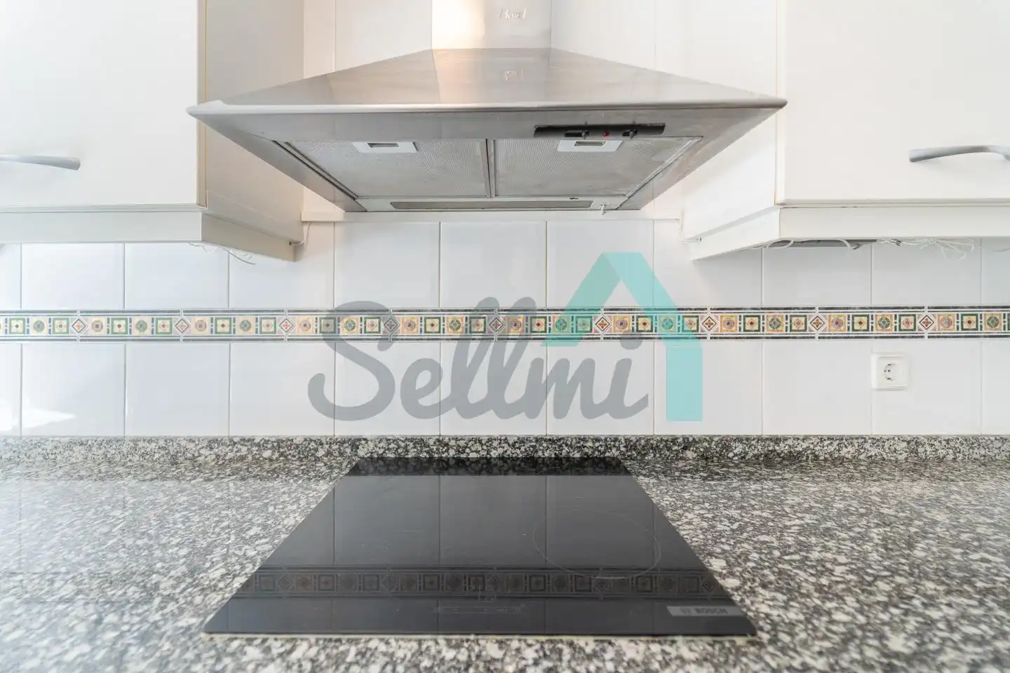 Kitchen of Flat for rent in Oviedo   with Heating, Parquet flooring and Storage room