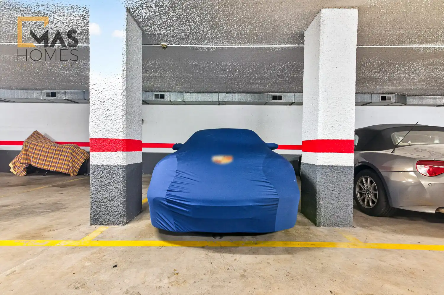 Parking de Piso en venta en Sant Cugat del Vallès con Aire acondicionado, Calefacción y Jardín privado