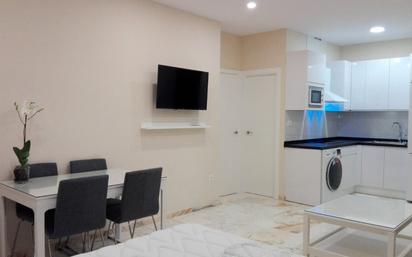 Study for sale in  Sevilla Capital  with Air Conditioner, Furnished and Community pool