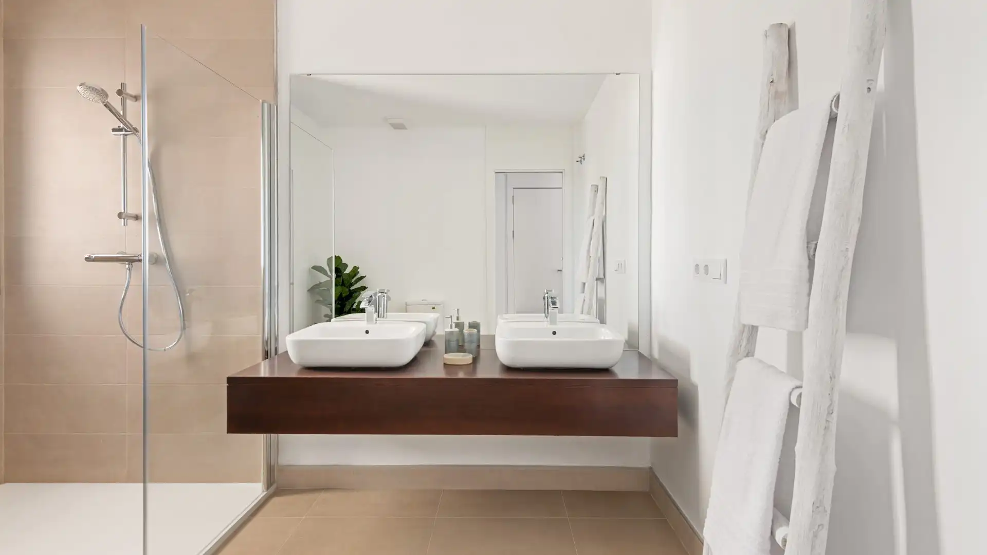 Apartment with pool for sale in Marbella Centro, imagen 14