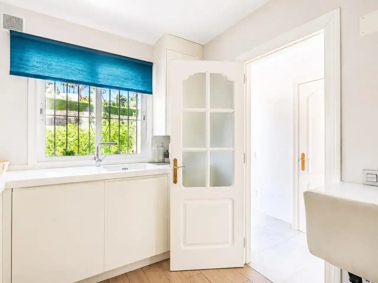 Cocina de Casa adosada en venta en Estepona con Aire acondicionado