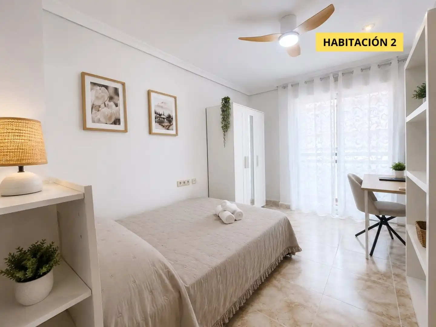 Bedroom of Flat for share in Meliana, Valencia