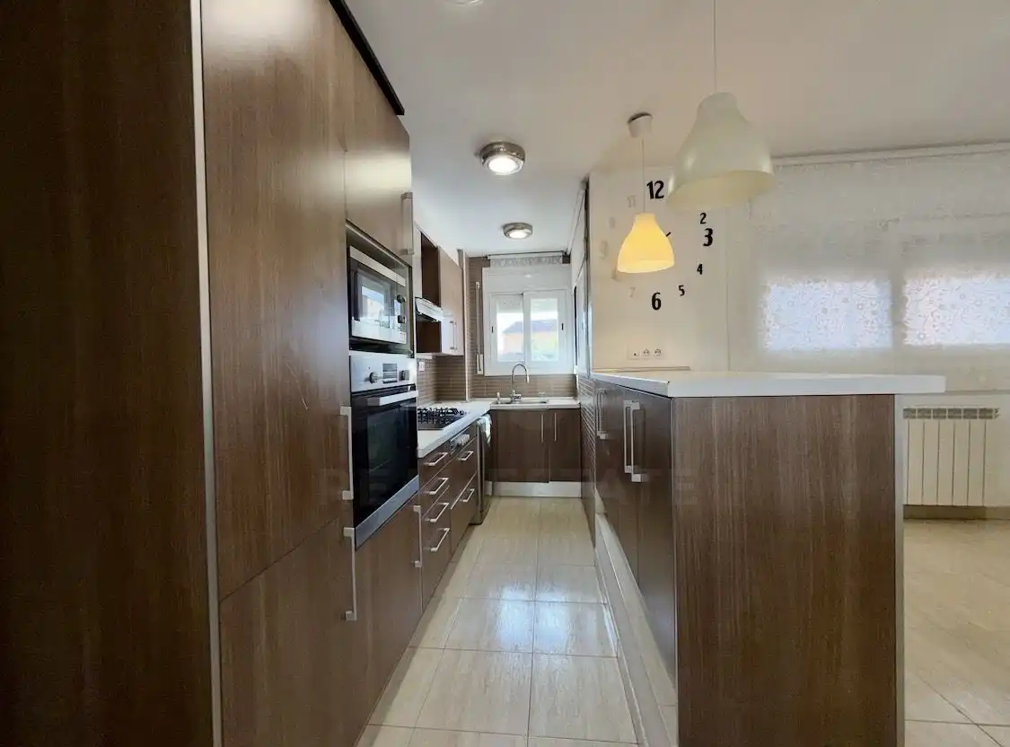Casa aparellada en venda a Balaguer, imagen 11