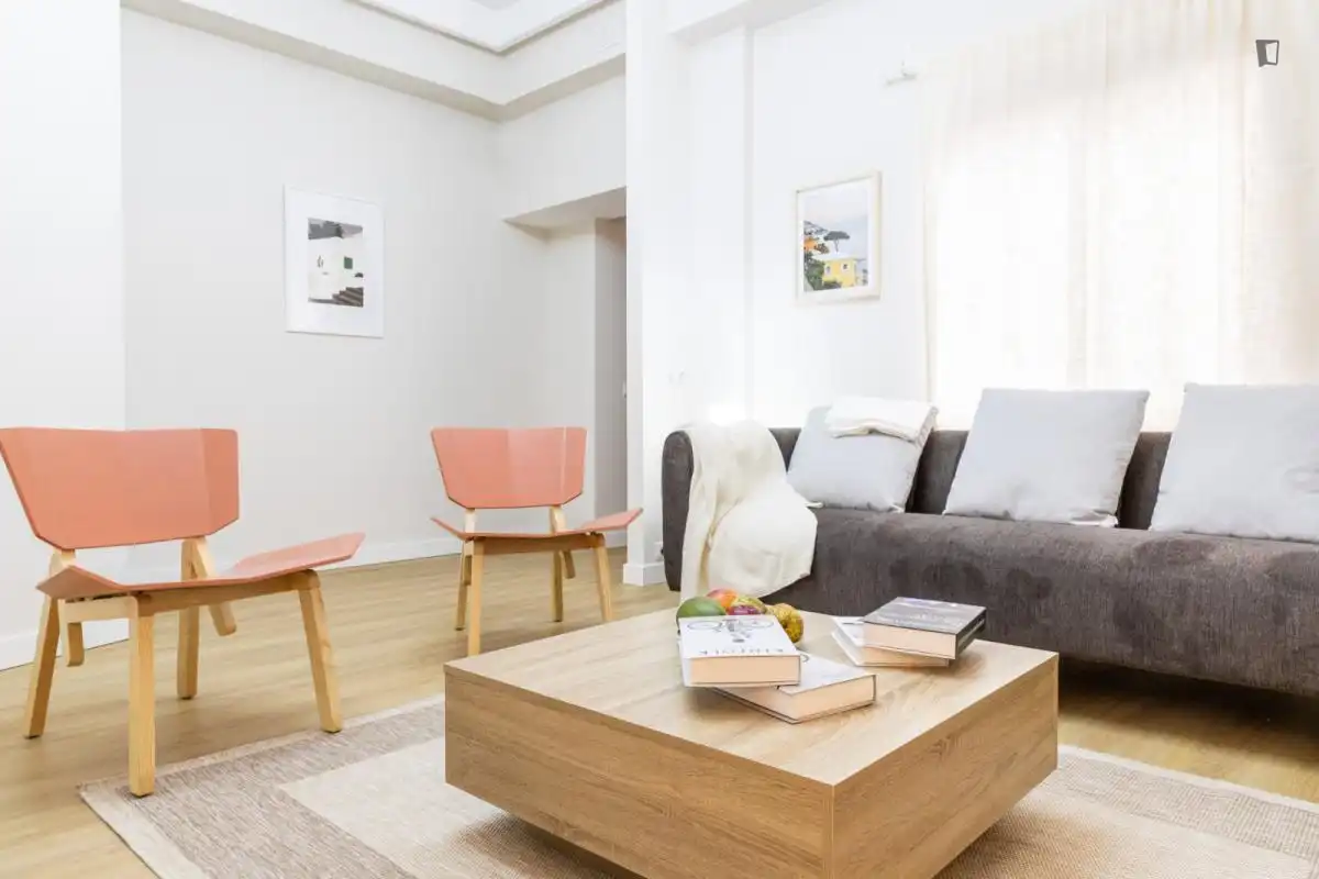 Sala d'estar de Apartament per a compartir en Madrid amb Calefacció, Moblat i Forn