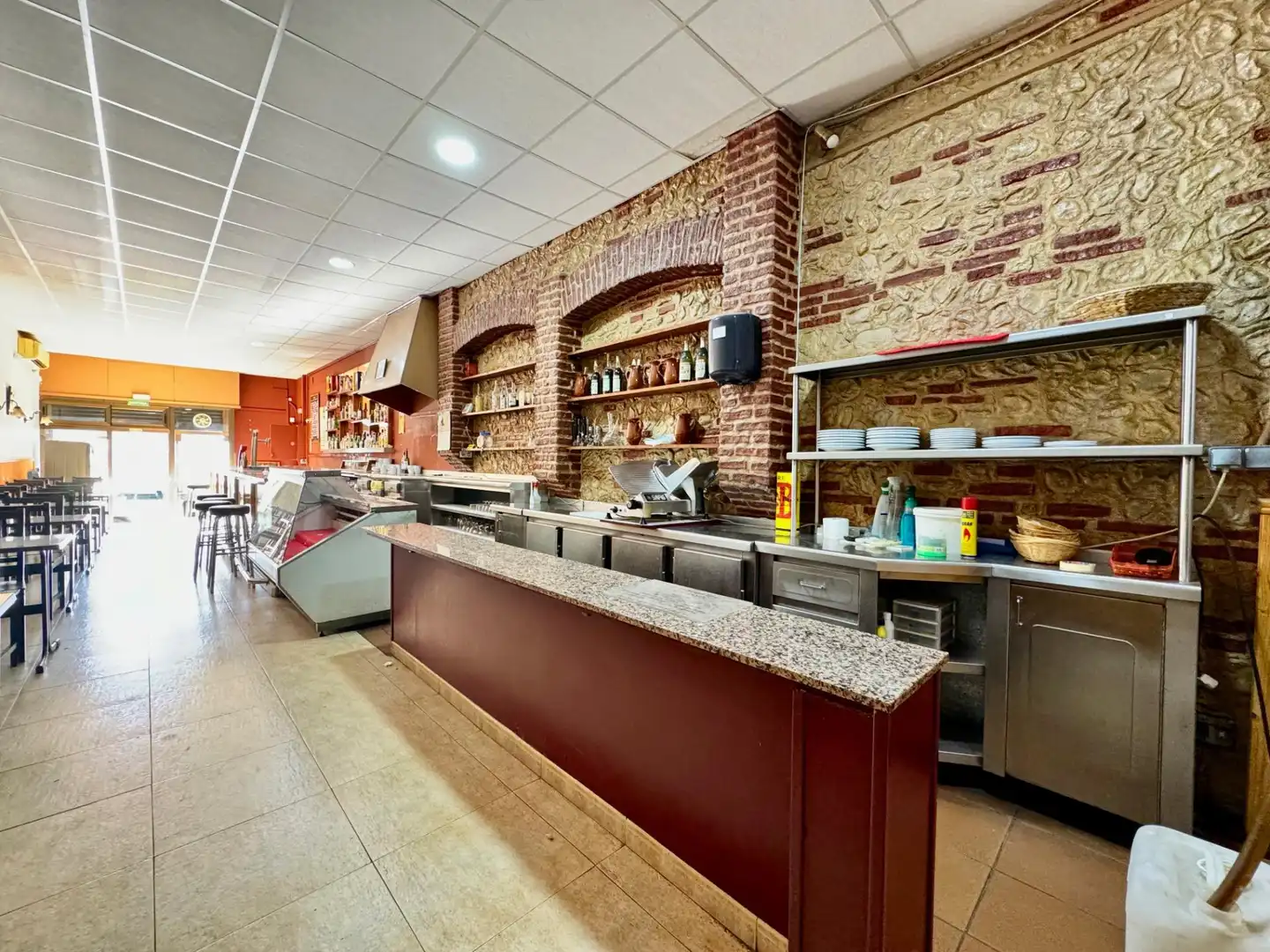 Local en venta en MORATIN DE, Hostafrancs
