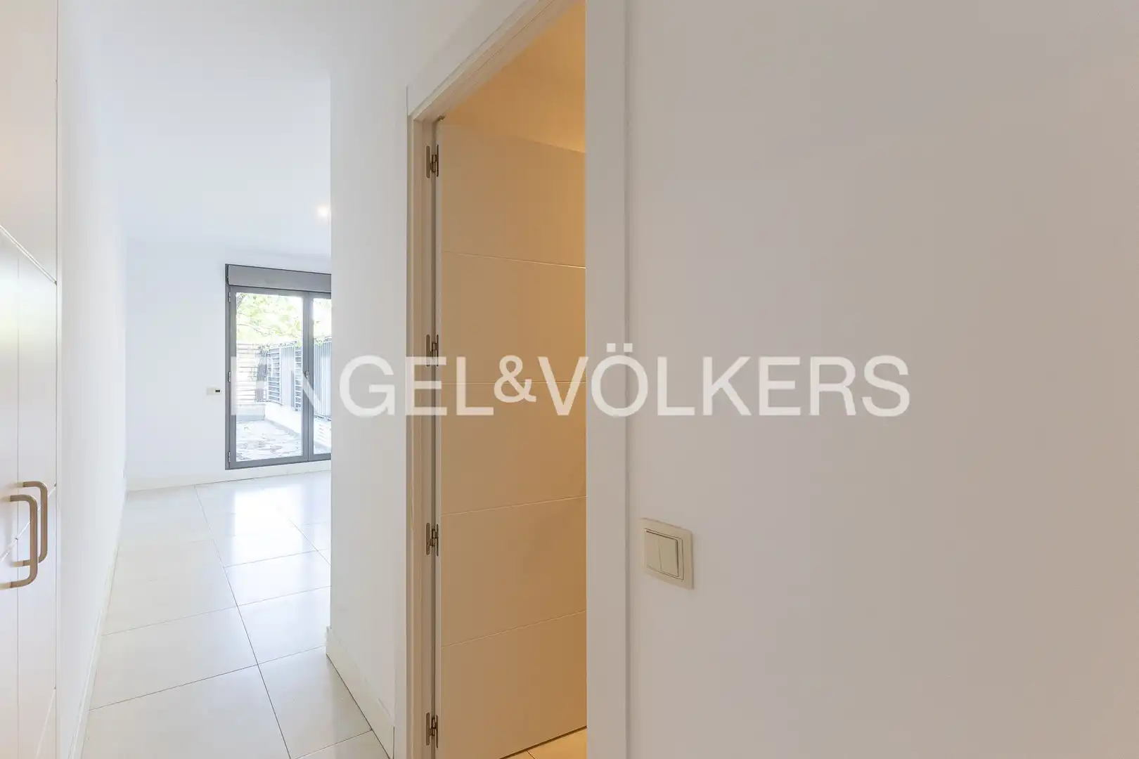 Piso en venta en Madrid con Aire acondicionado, Calefacción y Jardín privado