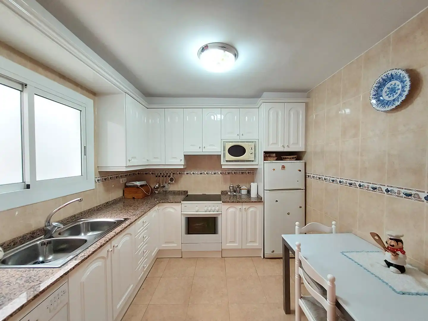 Cuina de Apartament en venda en El Vendrell amb Terrassa, Moblat i Forn