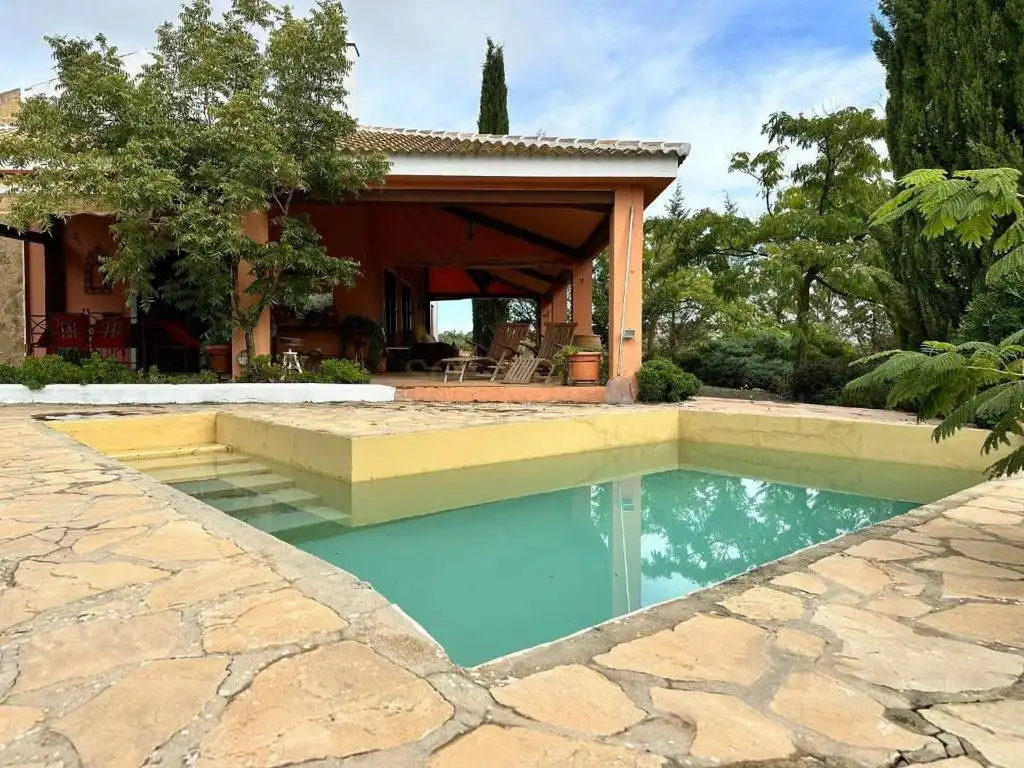 Casa rústica con piscina en venta en Archidona, imagen 2