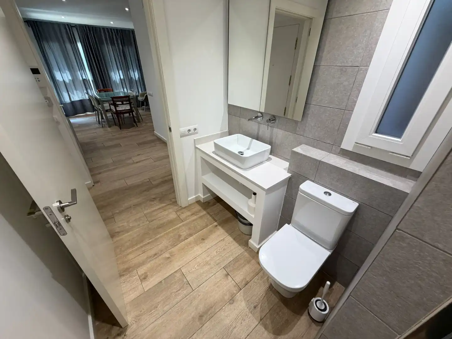 Baño de Piso de alquiler en Lleida con Aire acondicionado, Amueblado y Horno