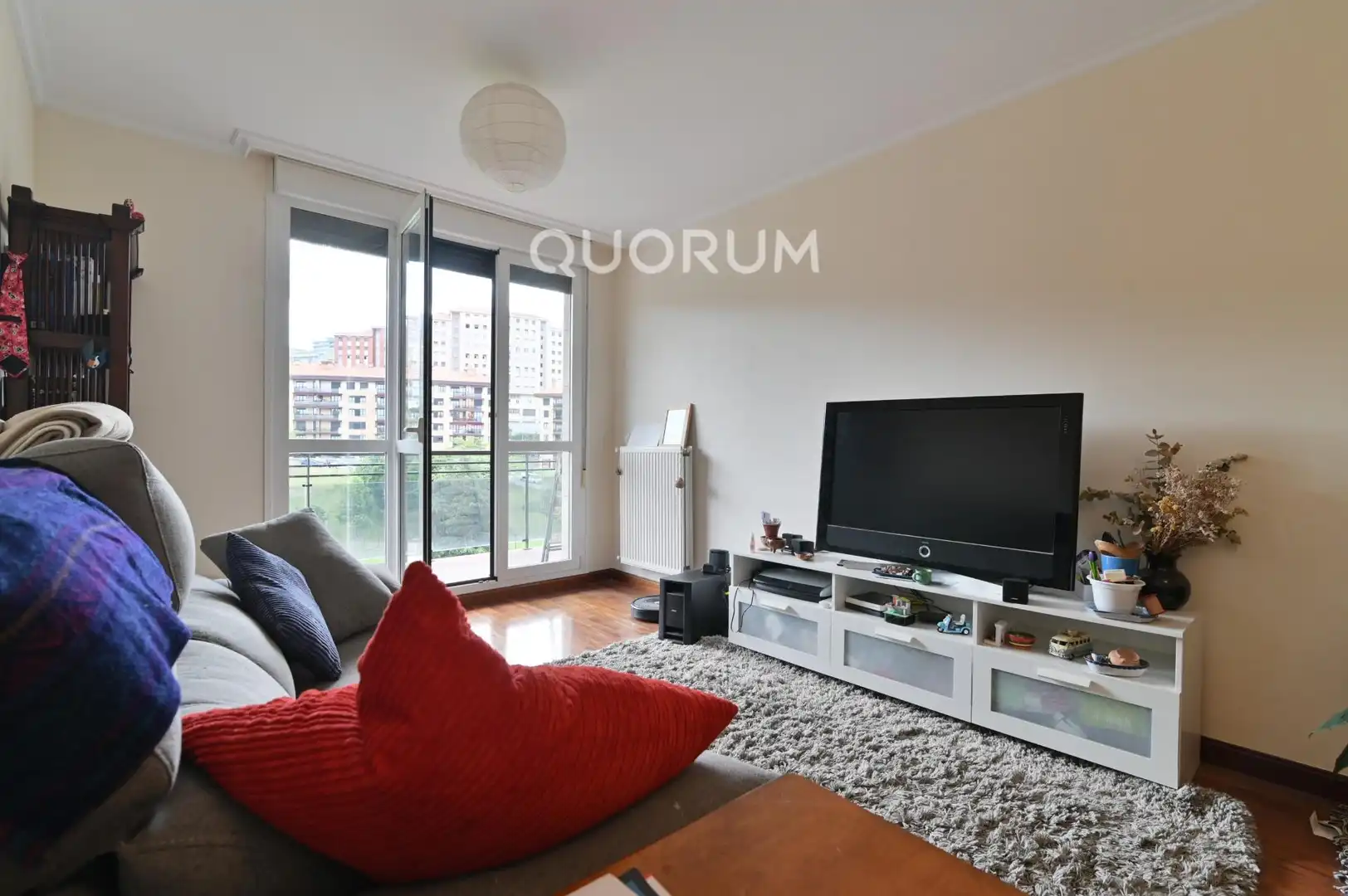 Sala de estar de Piso en venta en Bilbao  con Calefacción y Terraza