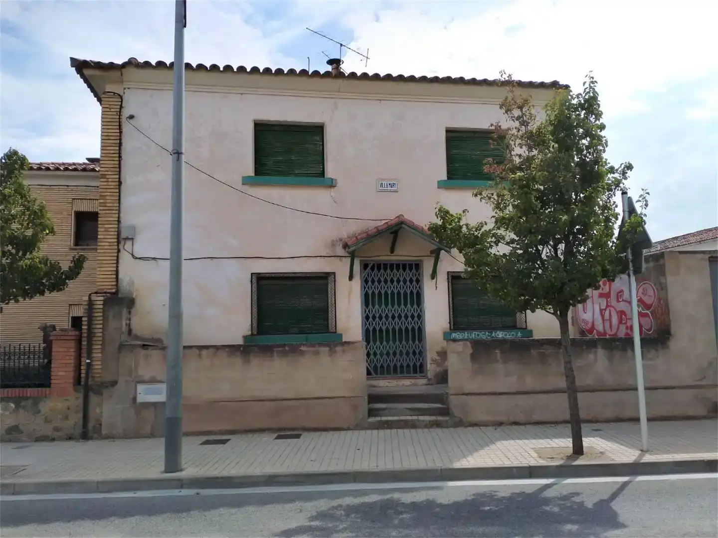 Vista exterior de Casa o xalet en venda en Cintruénigo