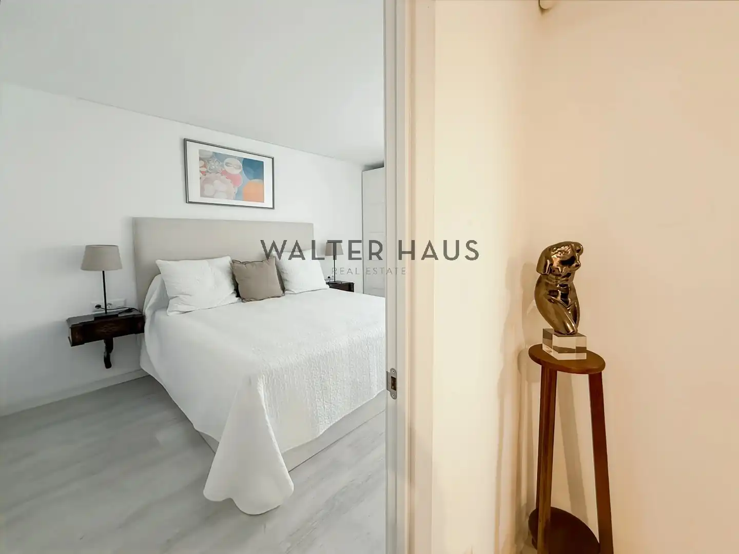 Habitación de Dúplex en venta en Barcelona con Aire acondicionado y Amueblado