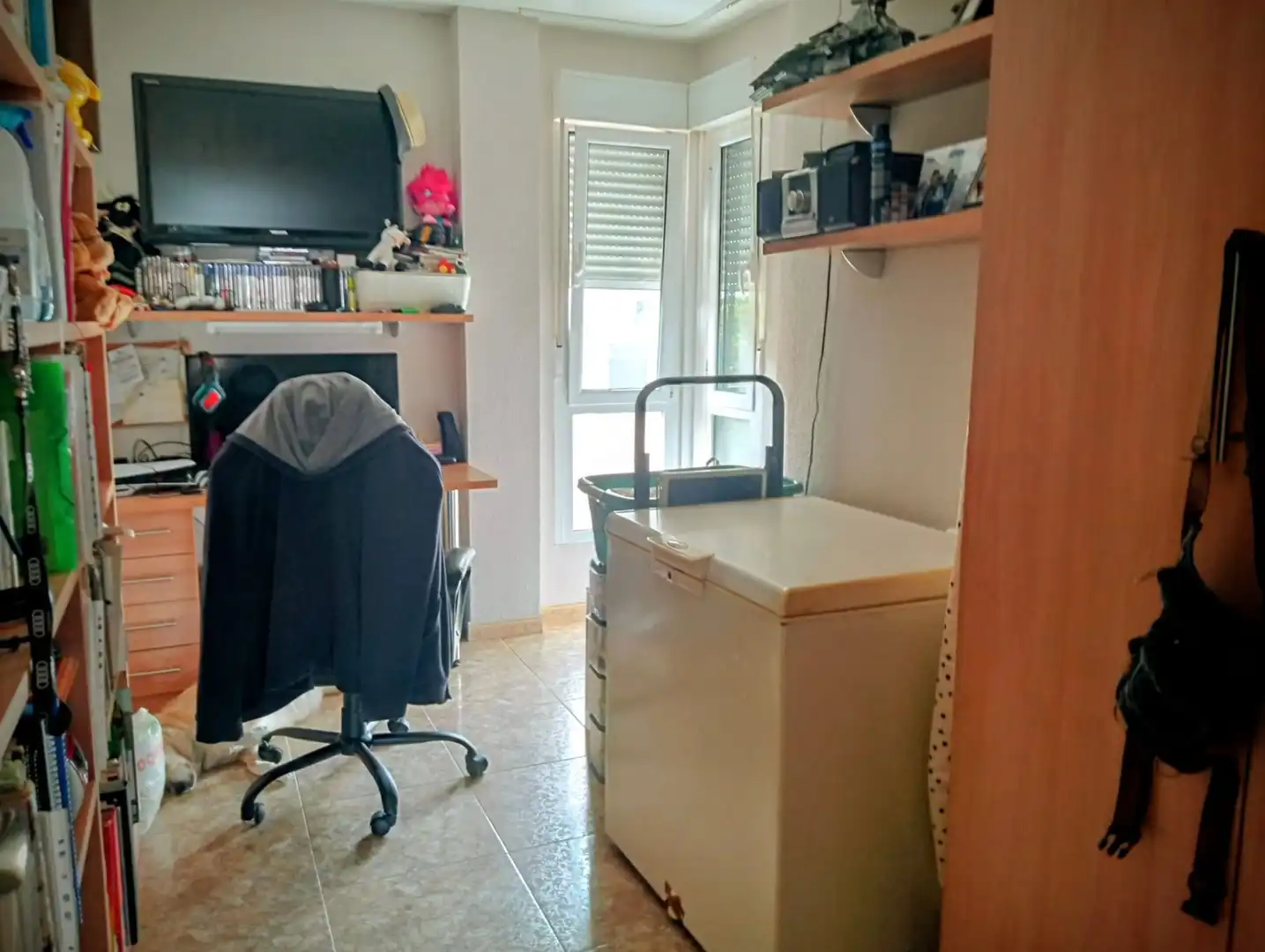 Bedroom of Flat for sale in Zaragoza  with Heating, Terrace and Storage room