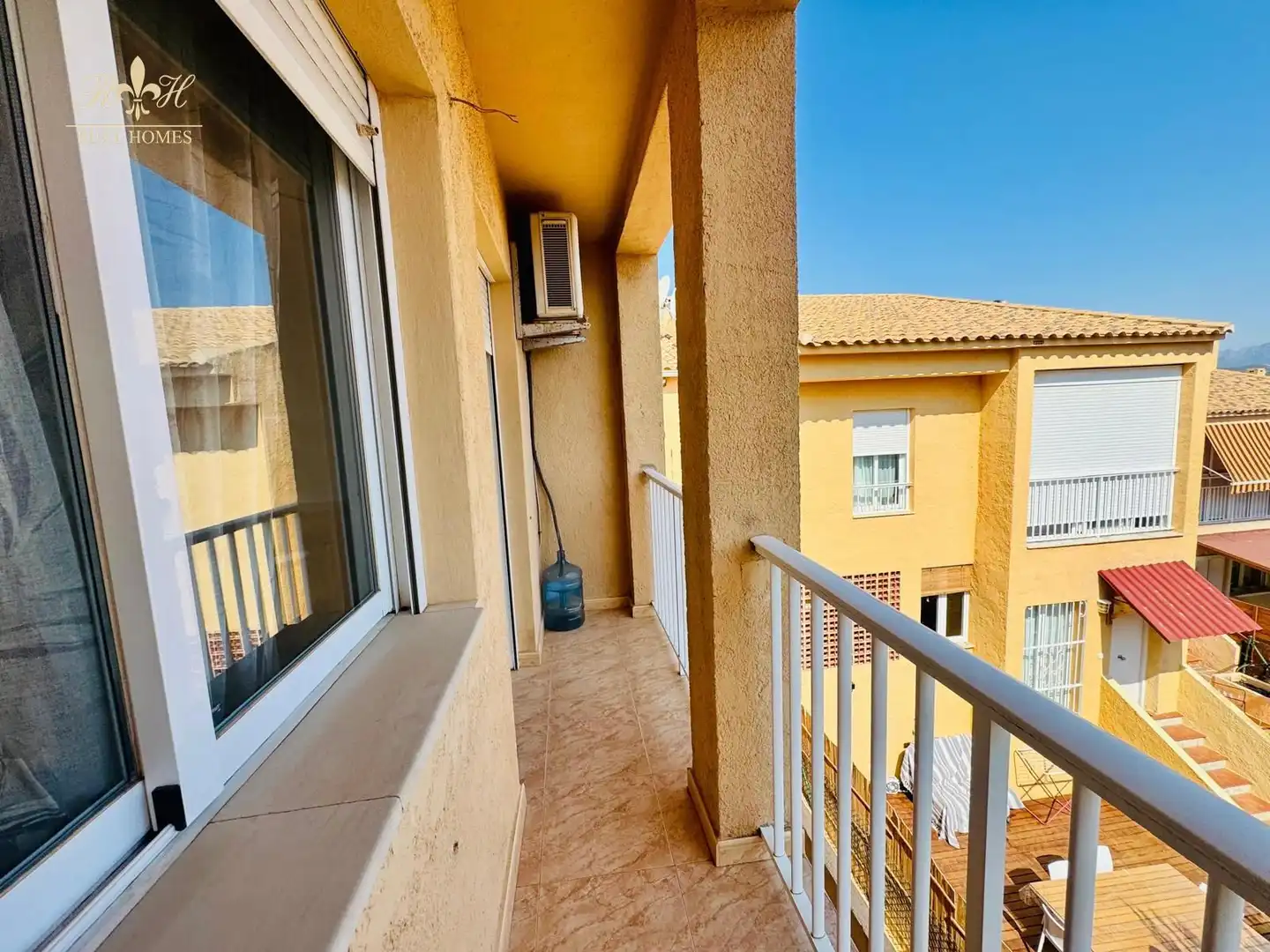 Terraza de Dúplex en venta en L'Alfàs del Pi con Aire acondicionado, Jardín privado y Piscina