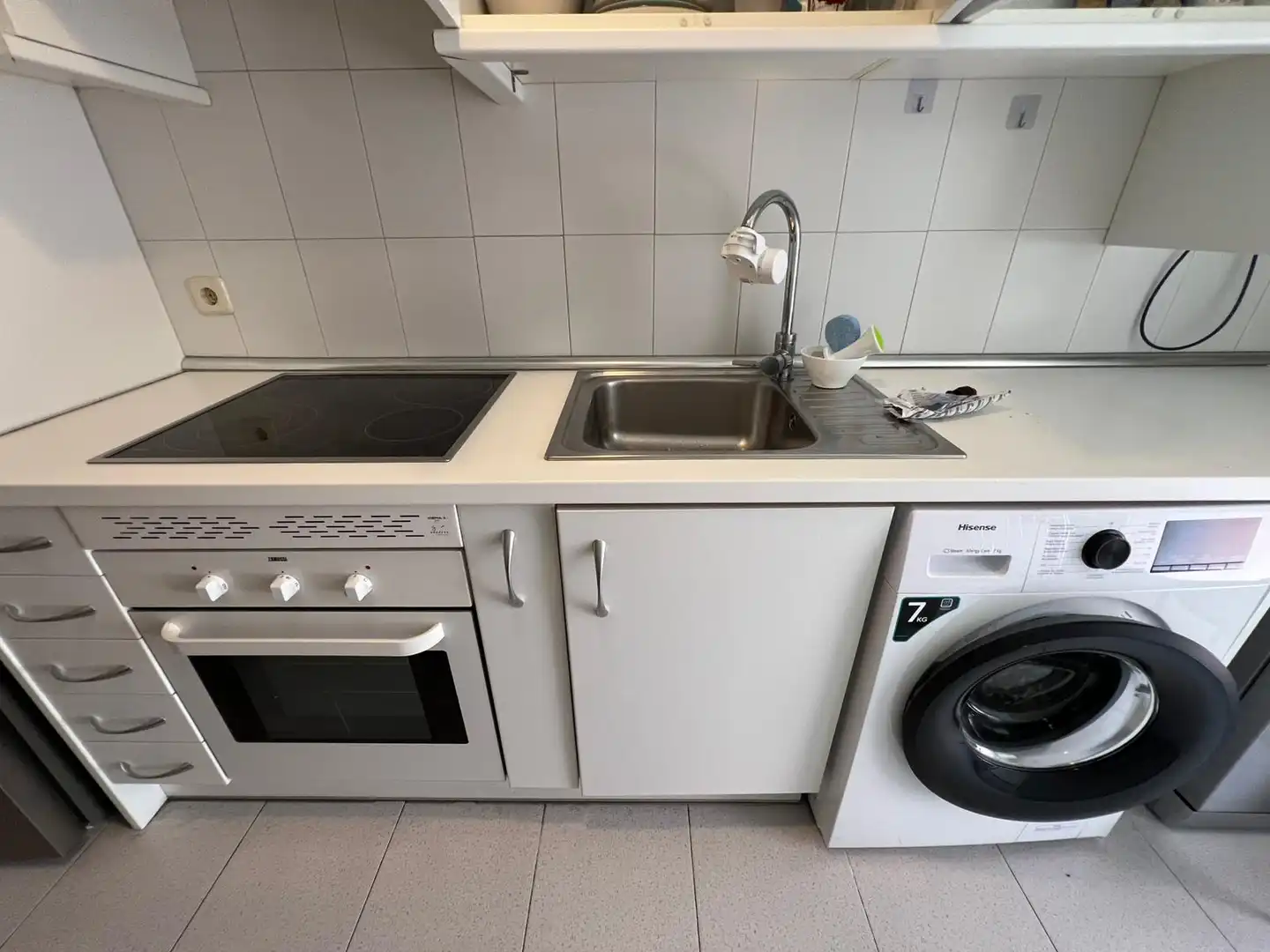 Cuina de Pis per a compartir en Madrid amb Aire condicionat, Calefacció i Moblat