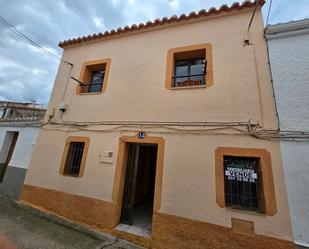Exterior view of House or chalet for sale in Membrío