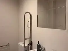 Baño de Oficina de alquiler en Gandia con Aire acondicionado, Calefacción y Amueblado