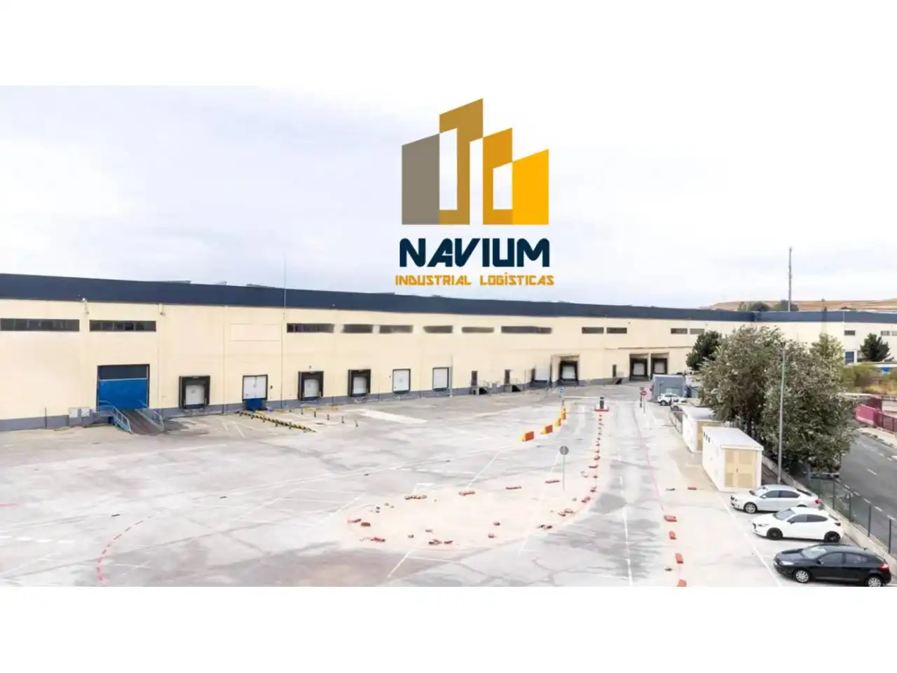 Vista exterior de Nau industrial de lloguer en Daganzo de Arriba amb Alarma