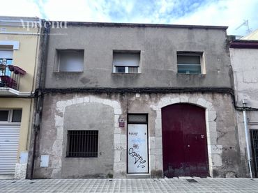 Haus zum Verkauf in Carrer Cendrassos