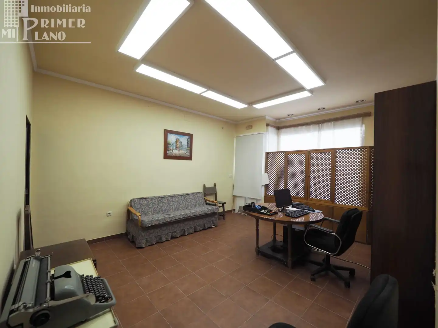 Local comercial de lloguer a Tomelloso, imagen 2