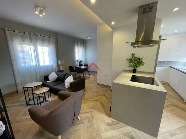 Piso en Alquiler en Salesianos