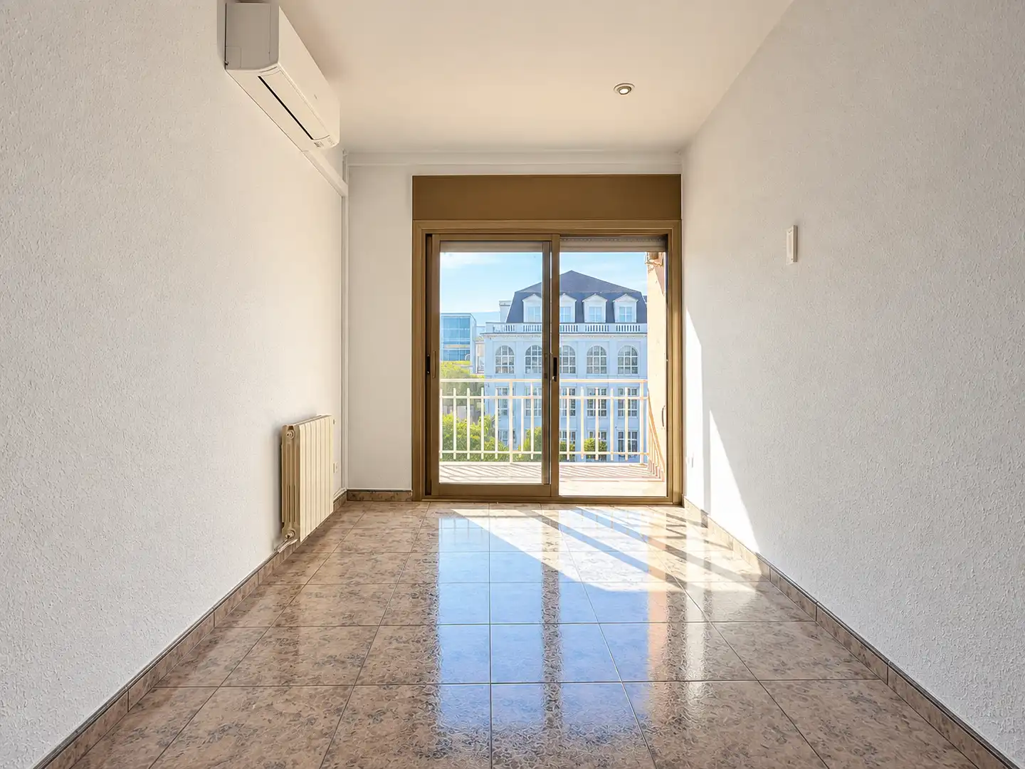 Flat with terrace for sale in Carrer de Pallars, imagen 5