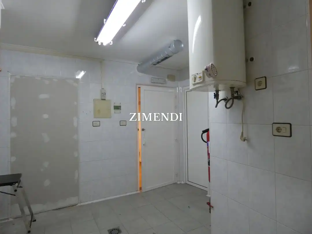 Local comercial en venda a Durango, imagen 5