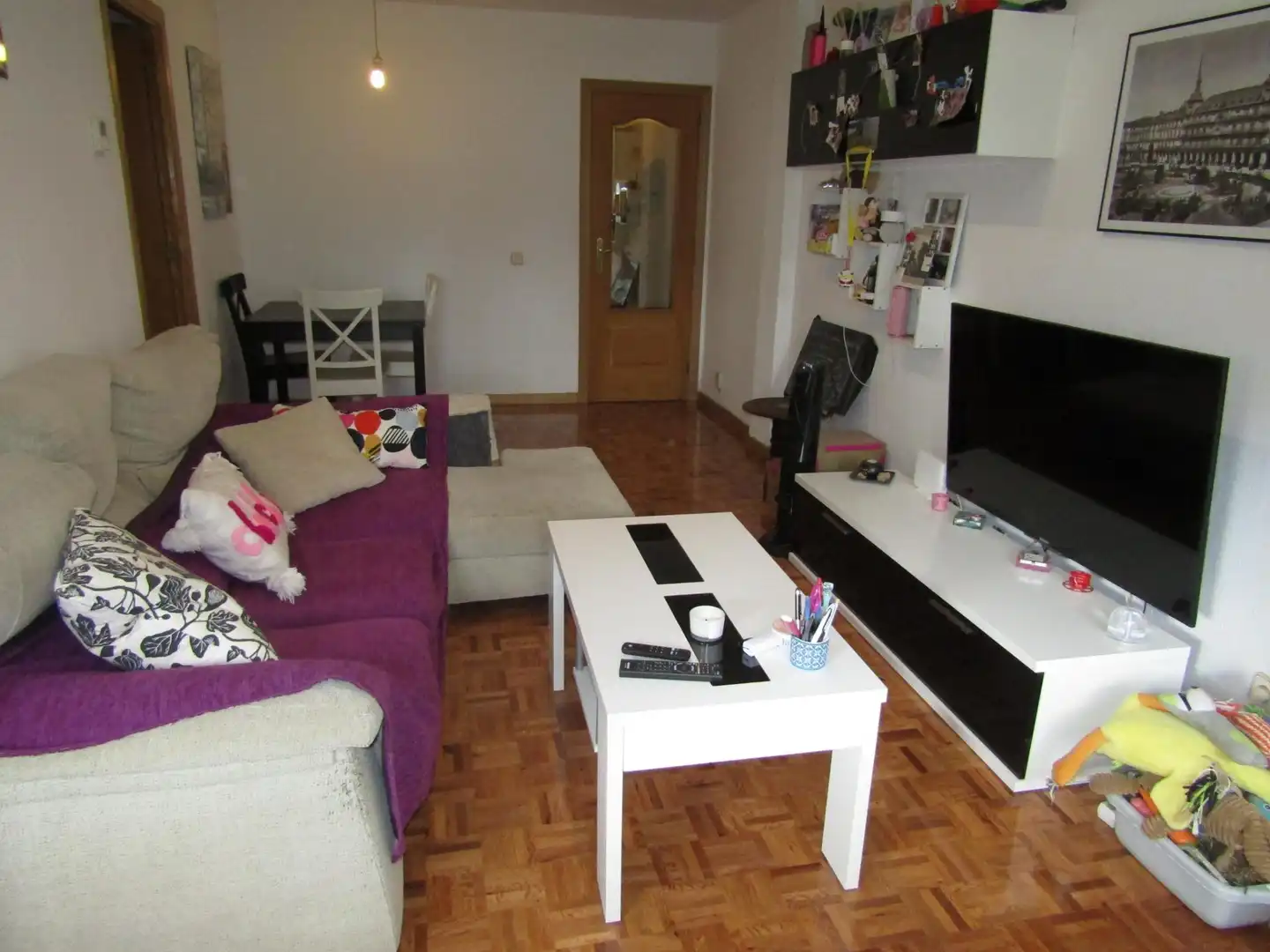 Living room of Flat for sale in Torrejón de Ardoz  with Air Conditioner, Heating and Parquet flooring