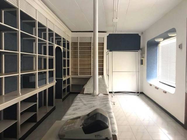 Local comercial en Alquiler en Llerena