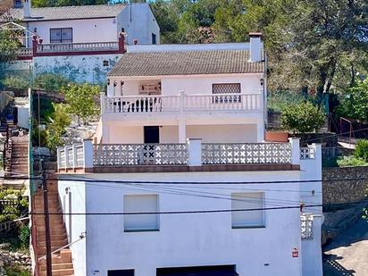 Vista exterior de Casa o xalet en venda en Olèrdola amb Aire condicionat, Jardí privat i Terrassa