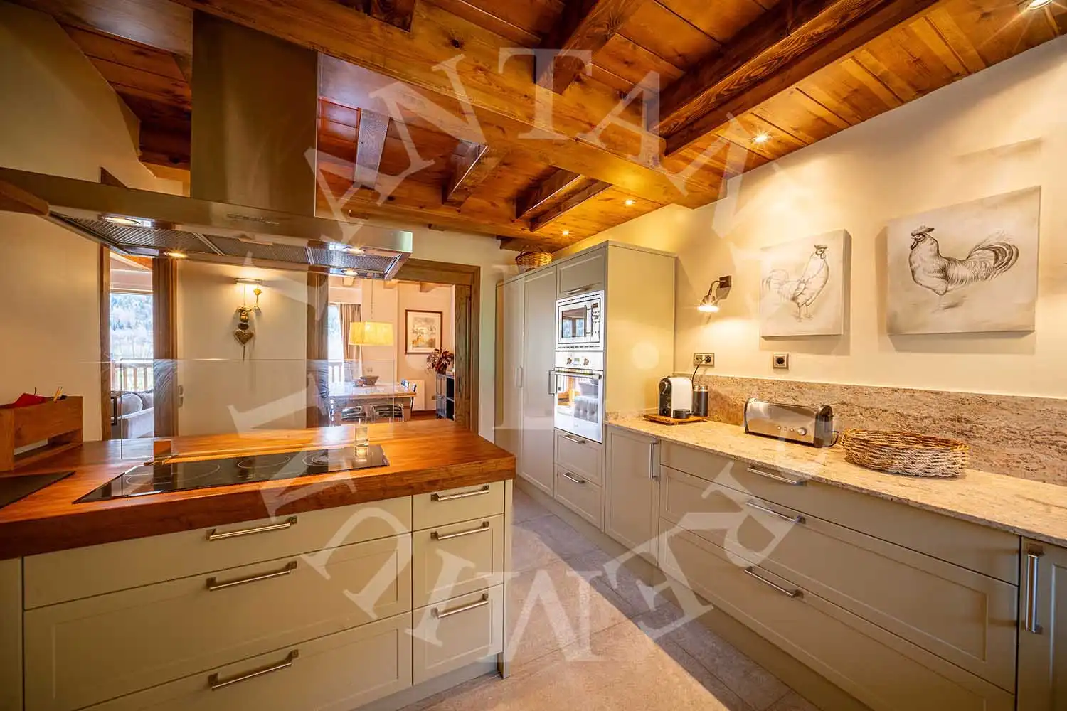 Cocina de Casa adosada en venta en Naut Aran con Calefacción, Jardín privado y Parquet