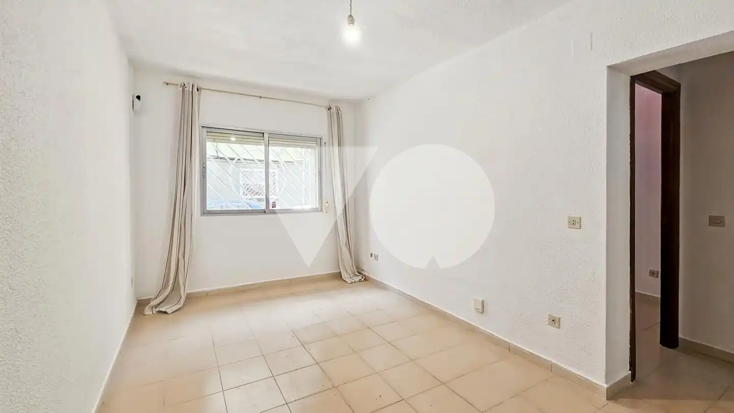 Bedroom of Ground floor for sale in Madrid  with Alarm