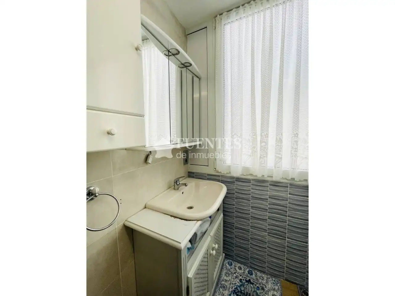 Baño de Piso en venta en Alicante / Alacant con Aire acondicionado, Calefacción y Terraza