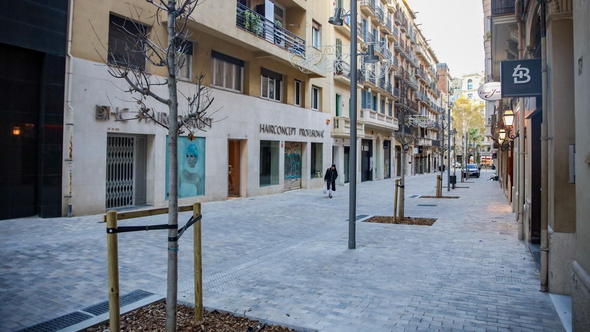 Vista exterior de Local de alquiler en  Barcelona Capital