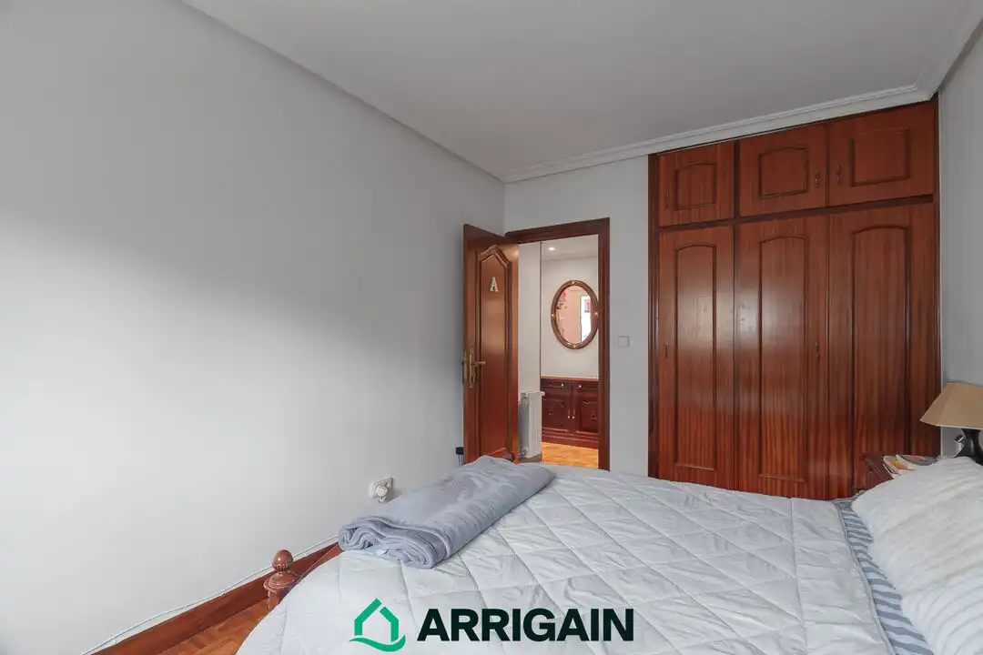 Habitación de Piso en venta en Donostia - San Sebastián  con Calefacción y Terraza