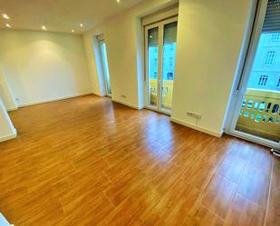 Living room of Flat to rent in  Valencia Capital  with Air Conditioner and Terrace