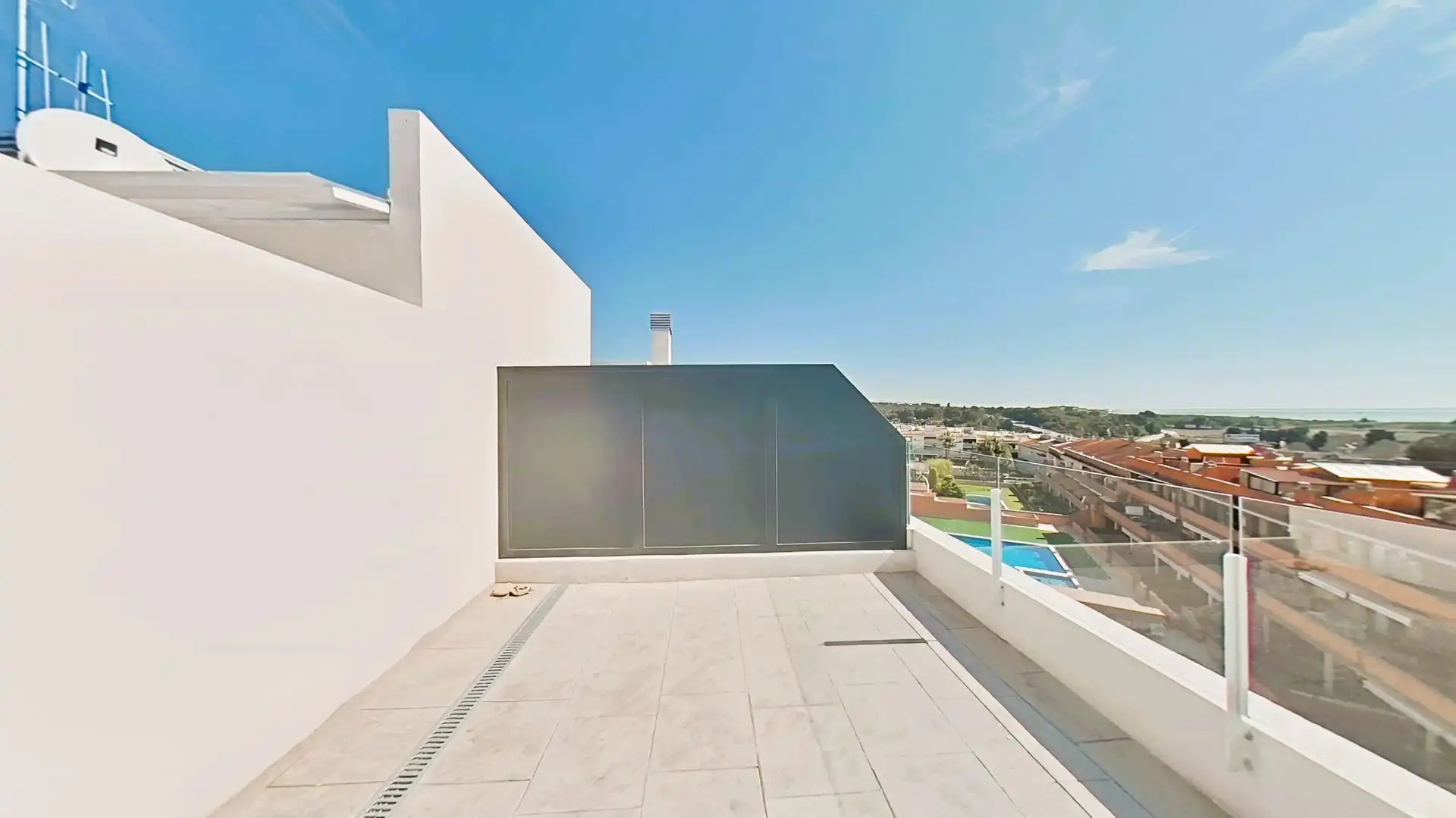 Terraza de Ático en venta en Cubelles con Aire acondicionado, Calefacción y Jardín privado