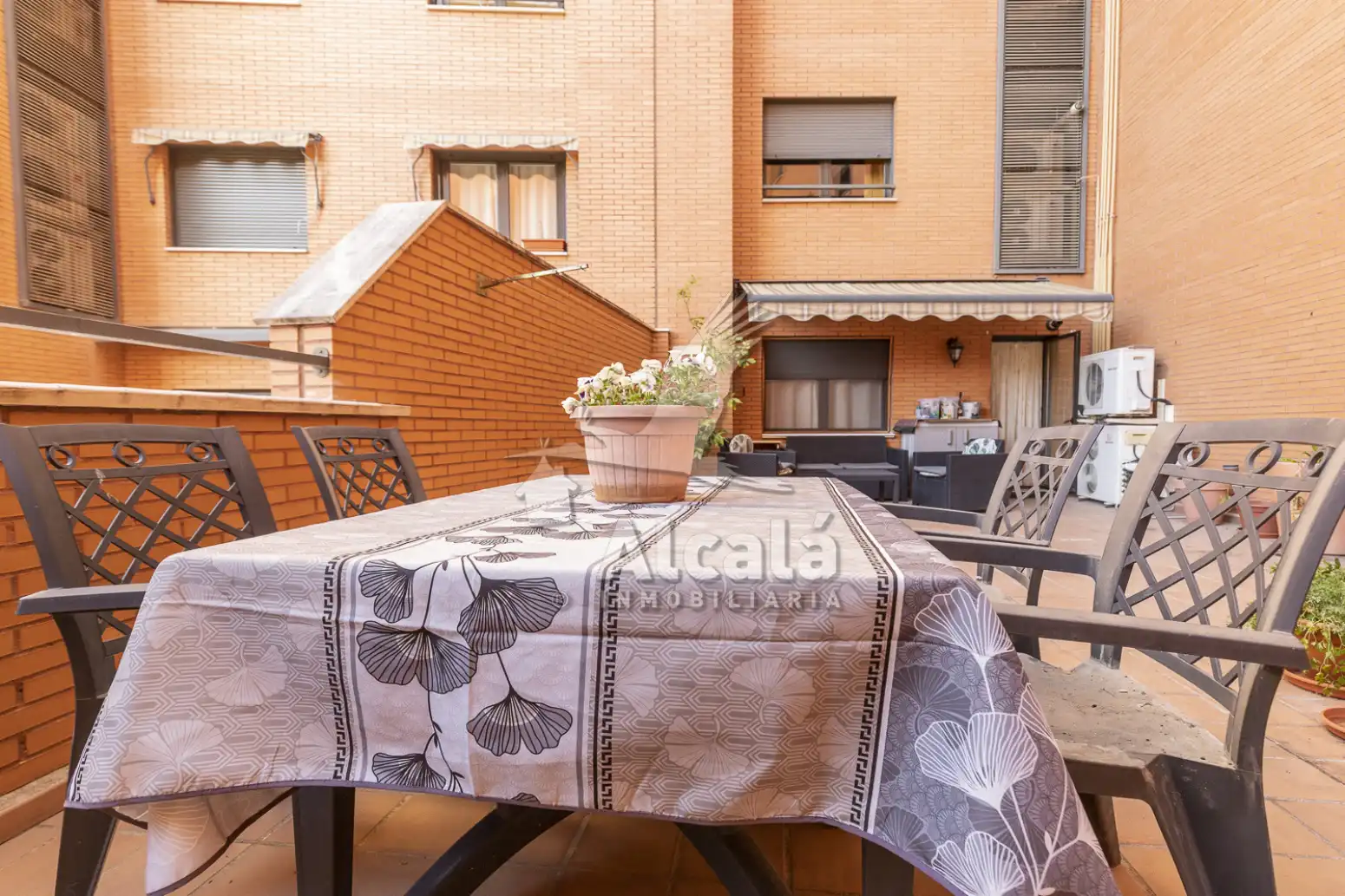 Terrace of Flat for sale in Alcalá de Henares  with Air Conditioner, Heating and Private garden