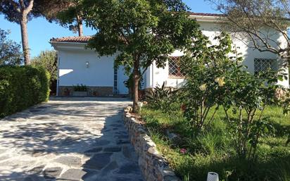 Vista exterior de Casa o xalet en venda en Fogars de la Selva amb Calefacció, Jardí privat i Parquet