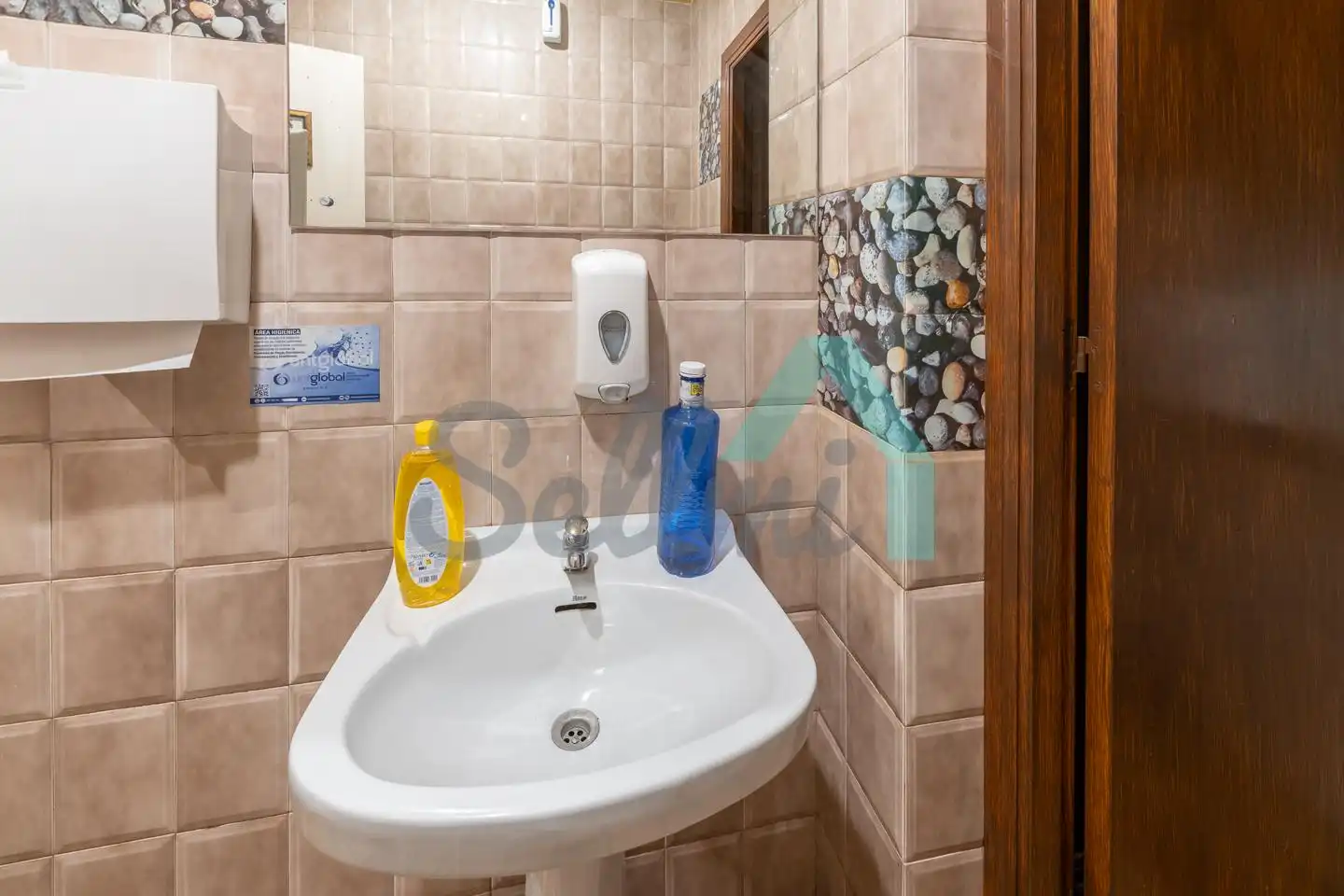 Baño de Local de alquiler en Noreña