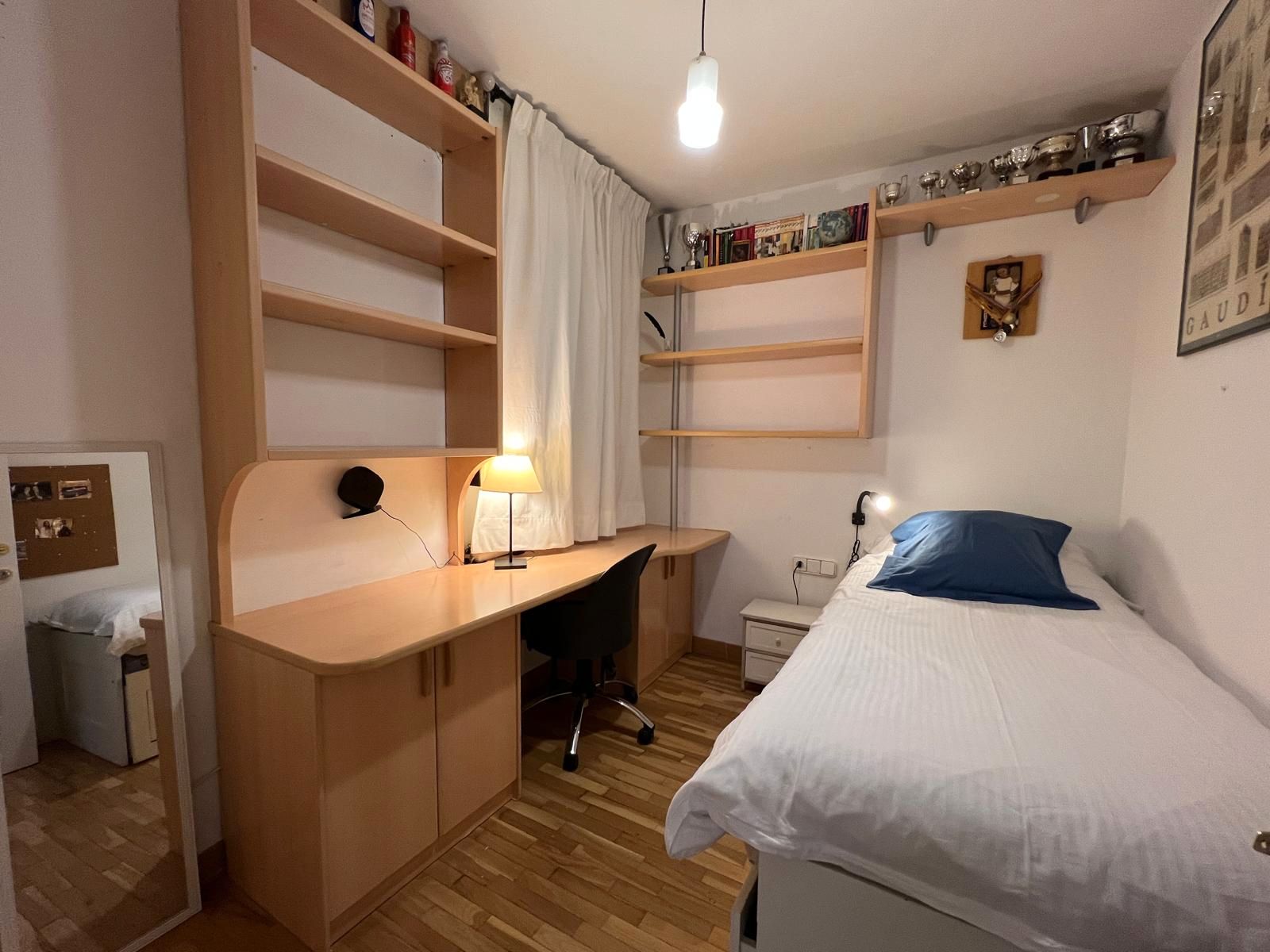 Bedroom of Apartment to share in  Barcelona Capital  with Heating, Private garden and Parquet flooring