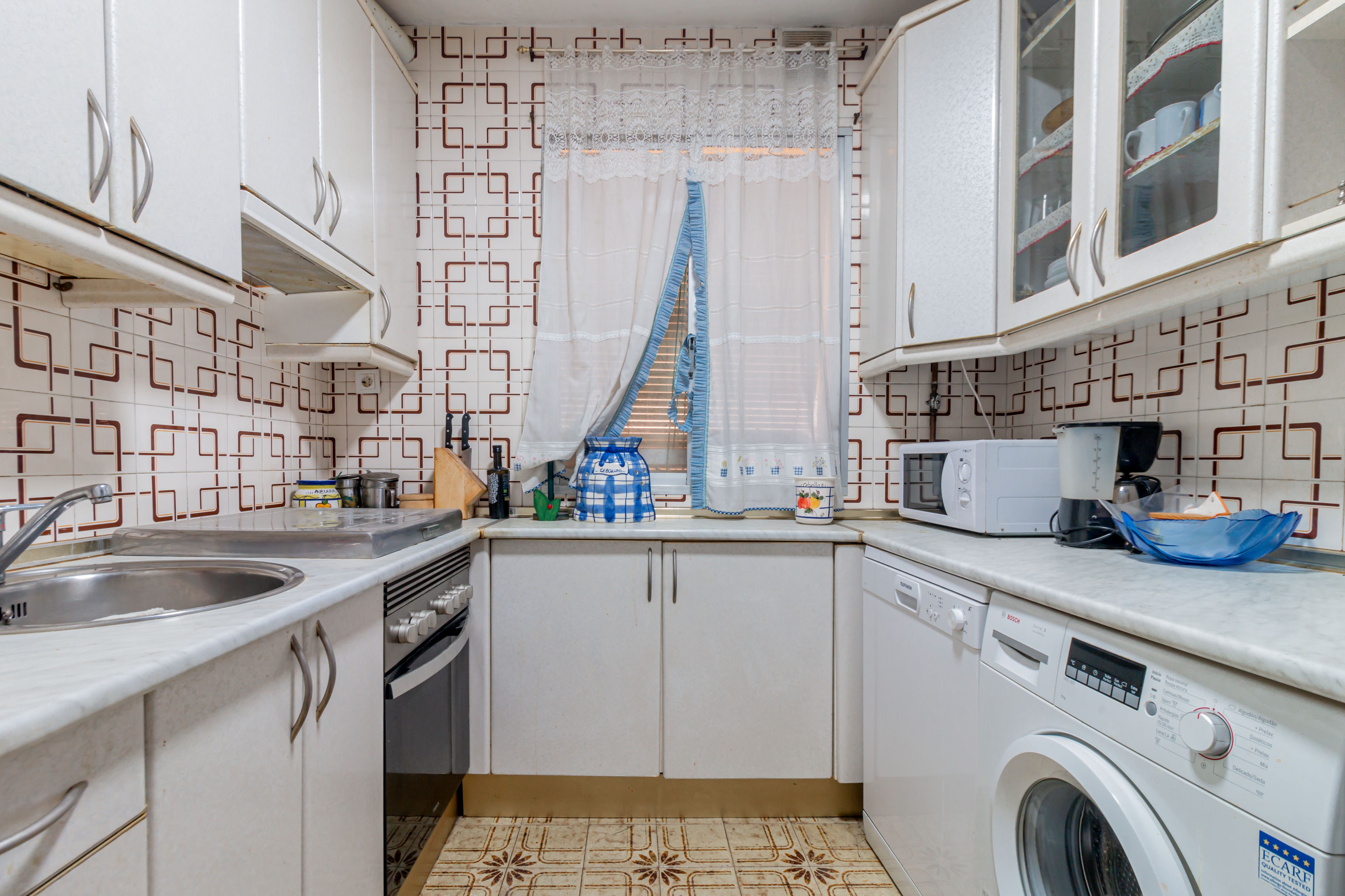 Kitchen of Flat for sale in  Madrid Capital  with Heating and Terrace