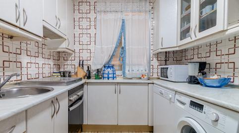 Foto 2 de Piso en venta en Calle Baleares, Comillas, Madrid