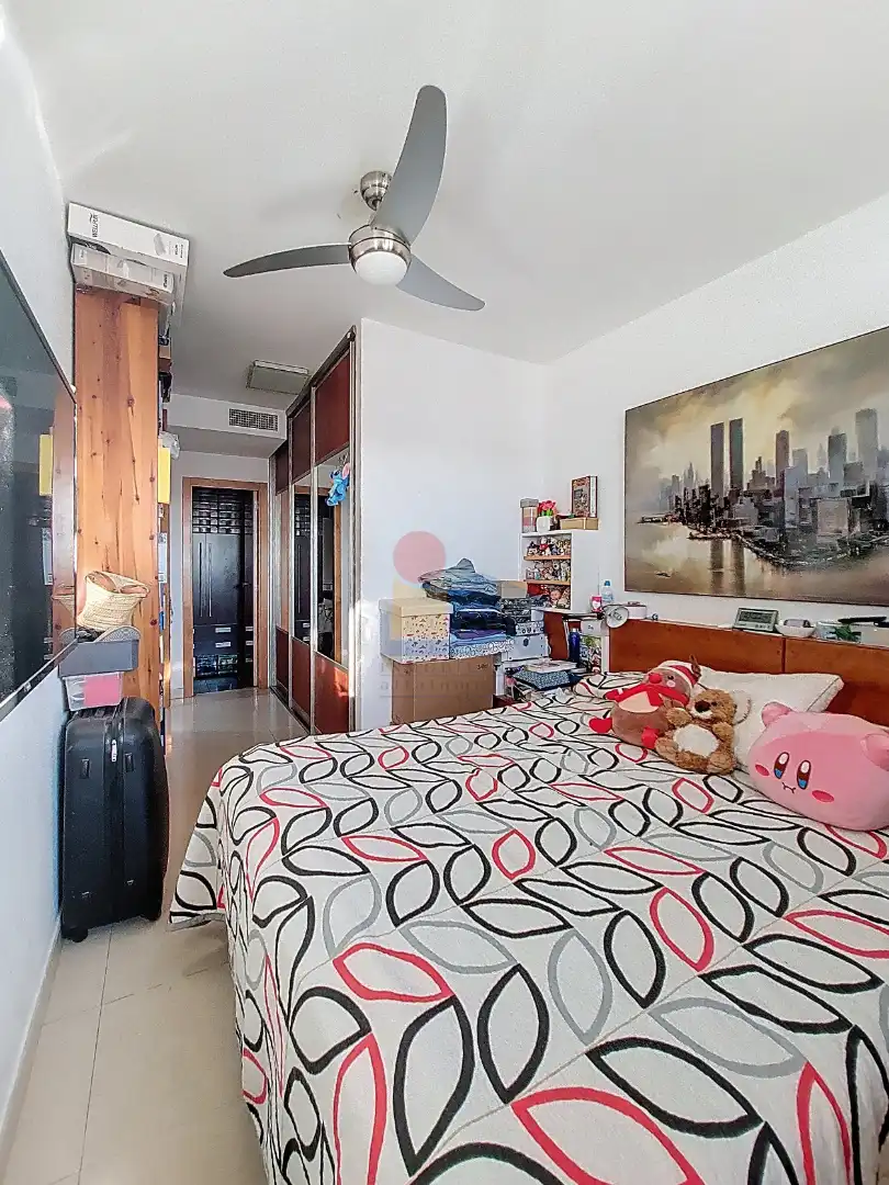 Schlafzimmer von Wohnung zum Verkauf in Silla mit Klimaanlage, Abstellraum und Balkon
