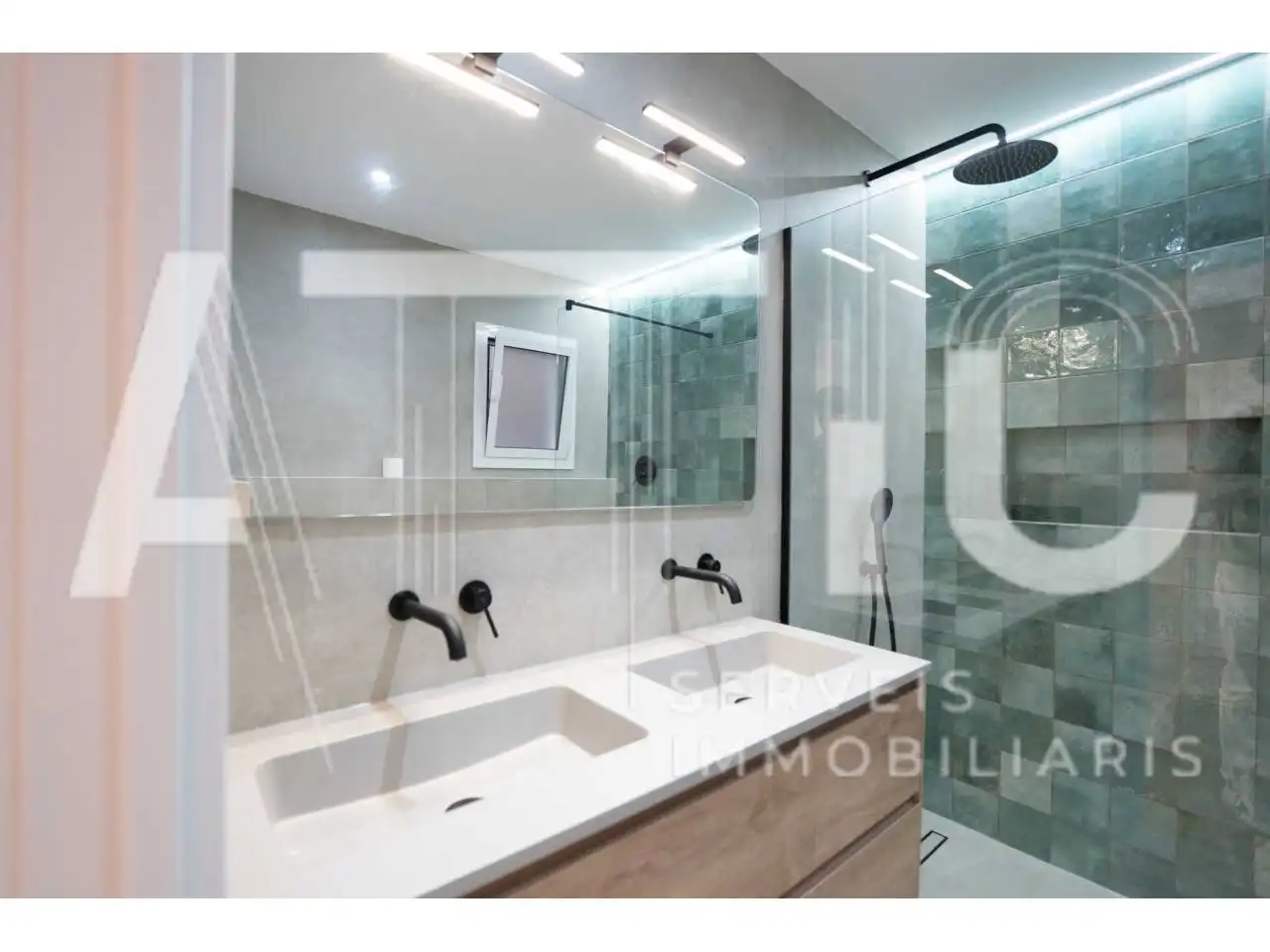 Baño de Piso en venta en Ripollet con Aire acondicionado, Parquet y Balcón